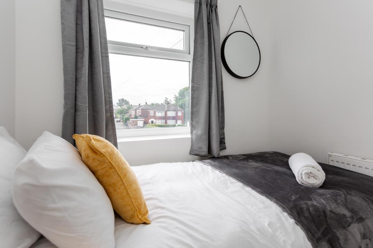 1 Mile To Etihad Stadium & Coop Arena, Free Parking, 7 Ppl Villa Manchester Eksteriør billede