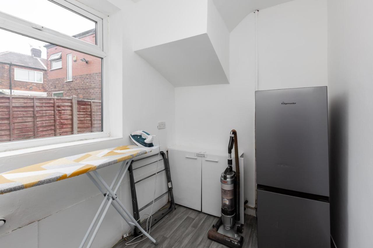 1 Mile To Etihad Stadium & Coop Arena, Free Parking, 7 Ppl Villa Manchester Eksteriør billede