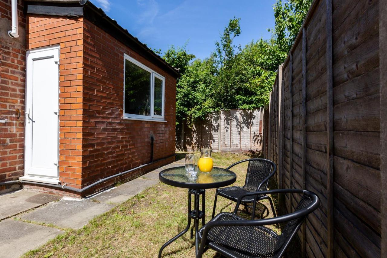 1 Mile To Etihad Stadium & Coop Arena, Free Parking, 7 Ppl Villa Manchester Eksteriør billede