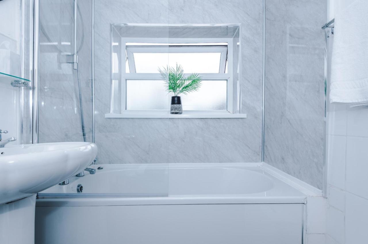 1 Mile To Etihad Stadium & Coop Arena, Free Parking, 7 Ppl Villa Manchester Eksteriør billede